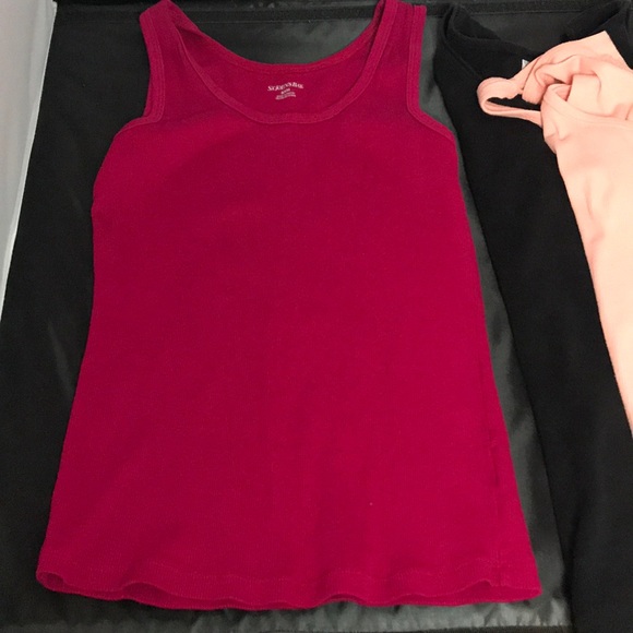 Set of 3 tank tops - Picture 2 of 4